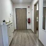 Ed Elite 3F Apartamento a 5 min a pé da Praia da Rocha com piscina e garagem Portimão