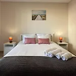 Ed Elite 3F Apartamento a 5 min a pé da Praia da Rocha com piscina e garagem Portimão