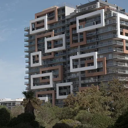 Apartment Elegante Com Garagem E Piscina Na Da Rocha *