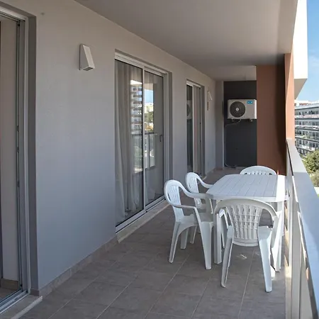 Elegante Com Garagem E Piscina Na Da Rocha Apartment Portimao