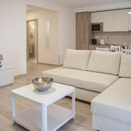 Elegante Com Garagem E Piscina Na Da Rocha Apartment Portimao