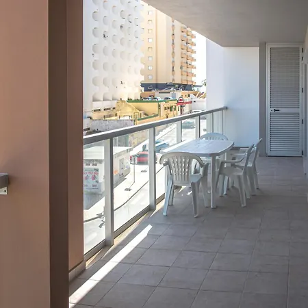 Apartment Elegante Com Garagem E Piscina Na Da Rocha Portimao