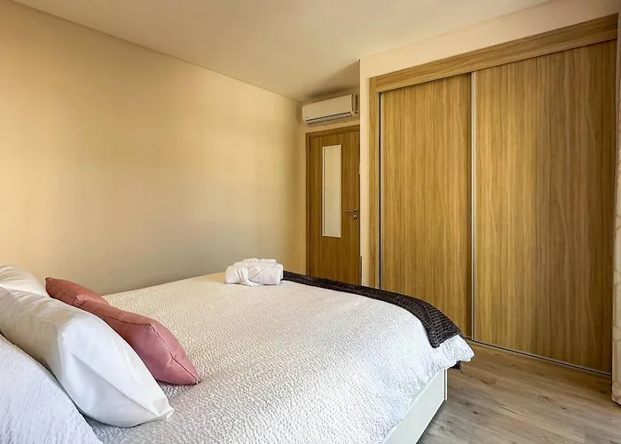 Appartamento Piscina, Garagem A 5 Min A Pe Da Da Rocha Portimão